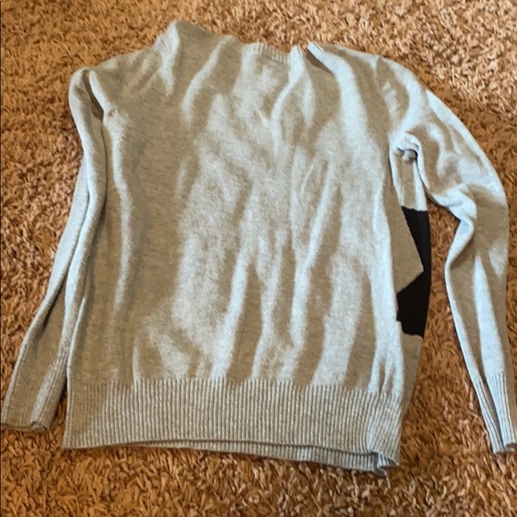 Mossimo sweater - Picture 3 of 6